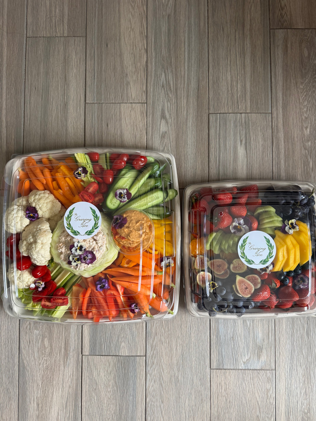 Crudités and dips platter